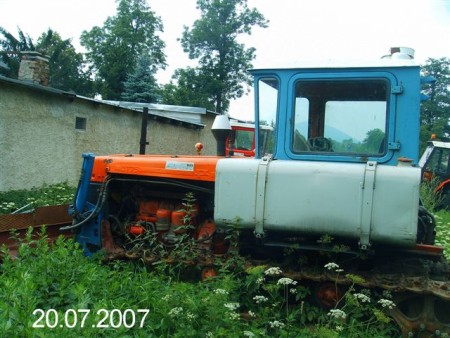 Spycharka gąsienicowa DT 75 - rok 1978